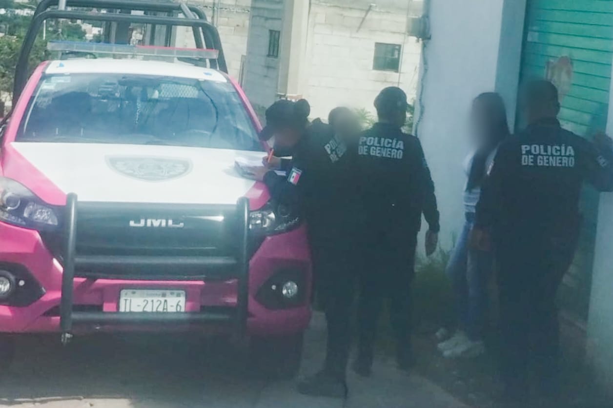 Atiende policía de la capital caso de violencia intrafamiliar en San Esteban Tizatlán